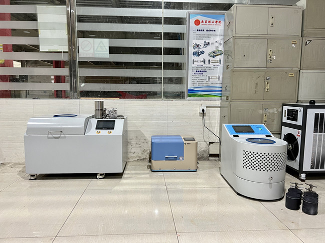 南昌理工學(xué)院全方位行星球磨機(jī)、行星式球磨機(jī)、桌面型行星球磨機(jī)